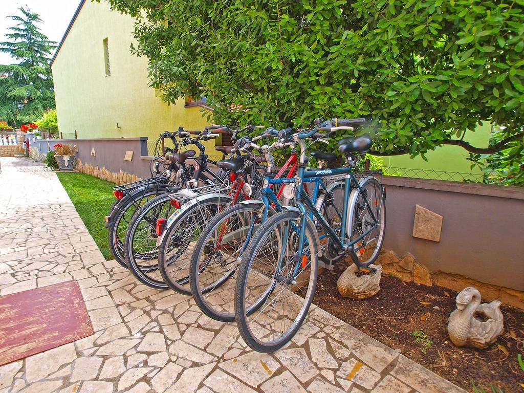 Apartments Denis 19 Fažana Exterior foto