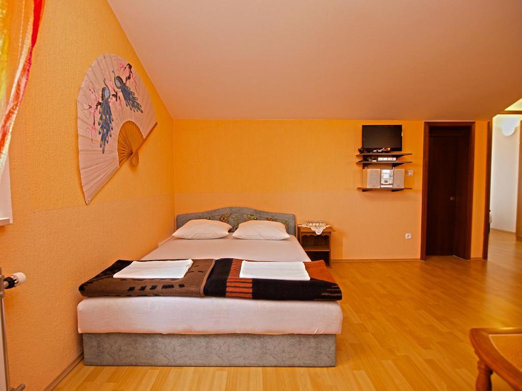 Apartments Denis 19 Fažana Exterior foto